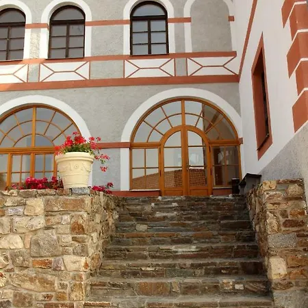 Zamek Liboun Guest house *