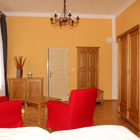 Zamek Liboun Lounovice pod Blanikem
