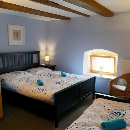 Guest house Zamek Liboun *
