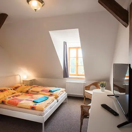 Zamek Liboun Guest house