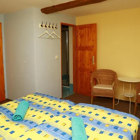 Casa de hóspedes Zamek Liboun 3*