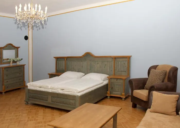 Zamek Liboun Gasthuis 3*