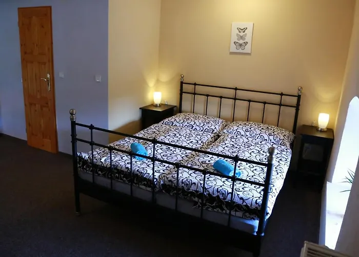 Gasthuis Zamek Liboun Louňovice pod Blaníkem
