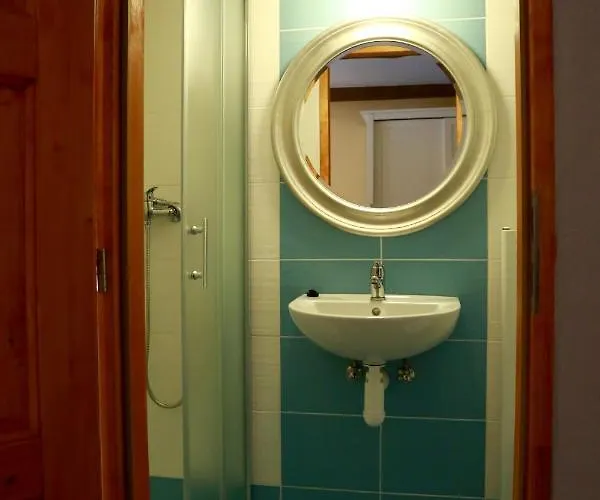 Zamek Liboun 3* Louňovice pod Blaníkem